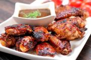Chicken wings in honey-soy sauce