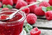 Description of berry jam, as well as its calorie content;  the use of the product in cooking;  how to cook at home from different berries
