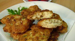 Chopped chicken breast cutlets with starch: step-by-step recipe with photos at home