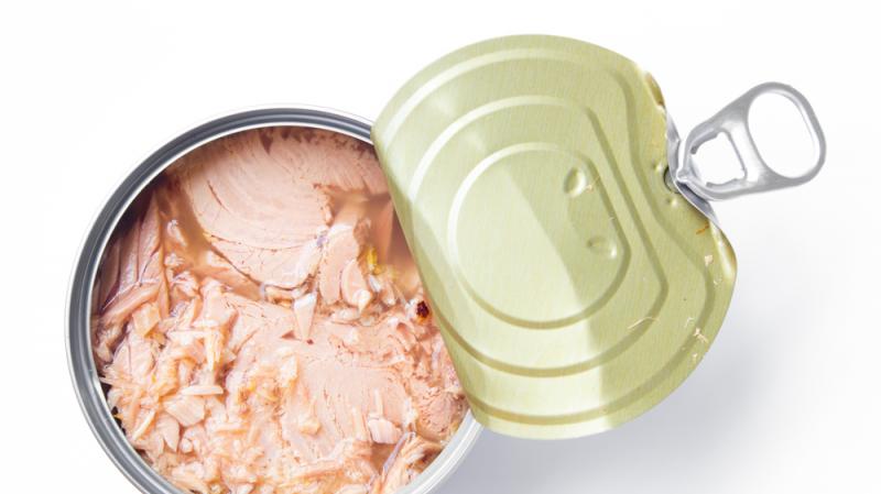 Canned tuna: how to balance the benefits and harms