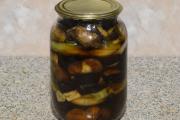 Recipes for colds for the winter: canned eggplants with pepper and garlic