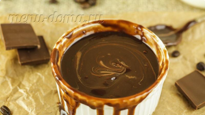 How to melt black and white chocolate at home?