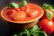 How to prepare peeled tomatoes for the winter