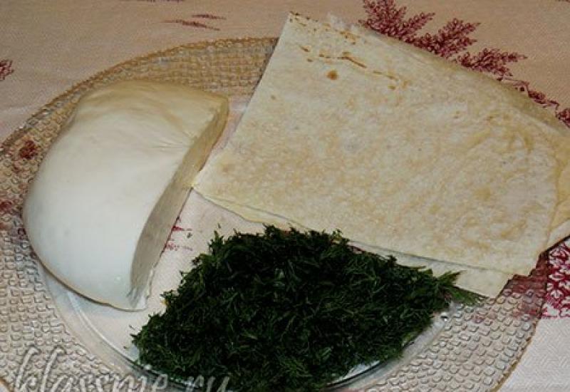 Lazy lavash achma Adyghe cheese with lavash