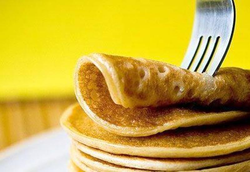Diet pancakes with kefir: recipes and recommendations