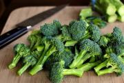Pickled broccoli recipes for the winter at home