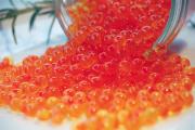 How to distinguish red caviar from a fake?